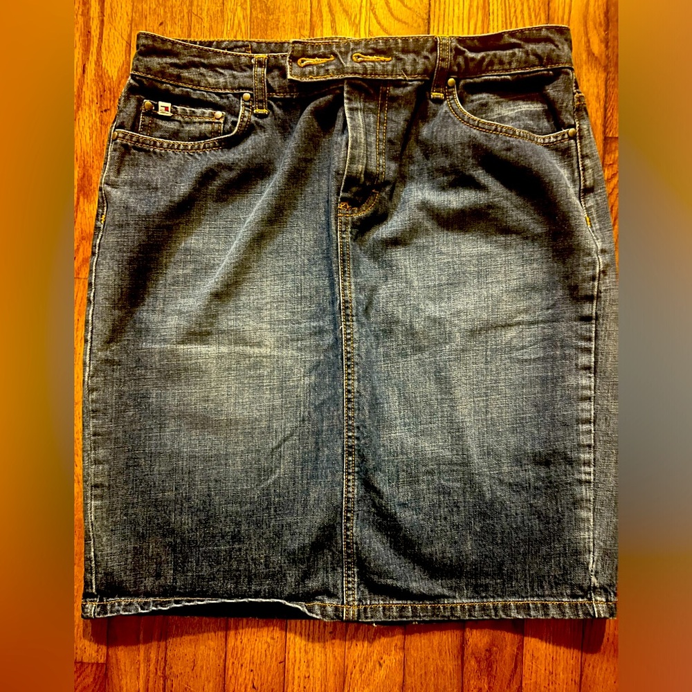 Tommy Hilfiger Ladies Denim Skirt Sz 10